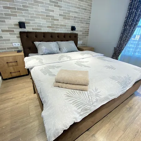 New Design In At Solomon De Dendrarium Apartment *